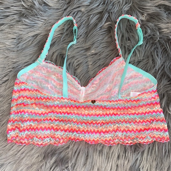 EUC Victoria’s Secret PINK Lace Bralette Adjustable Strap Size Medium - Picture 5 of 8